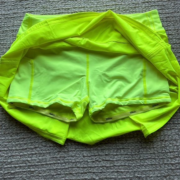 Lululemon Pace Rival Skirt- 10 Long. Highlight Yellow. Rarely worn - EUC - Picture 2 of 6